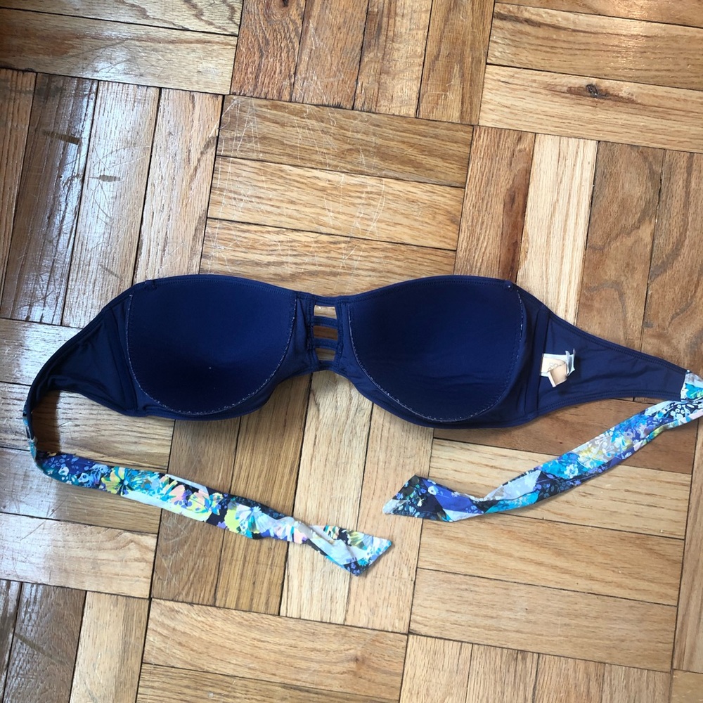 Bond-eye Australia Strapless Floral Bikini Top - Picture 2 of 3